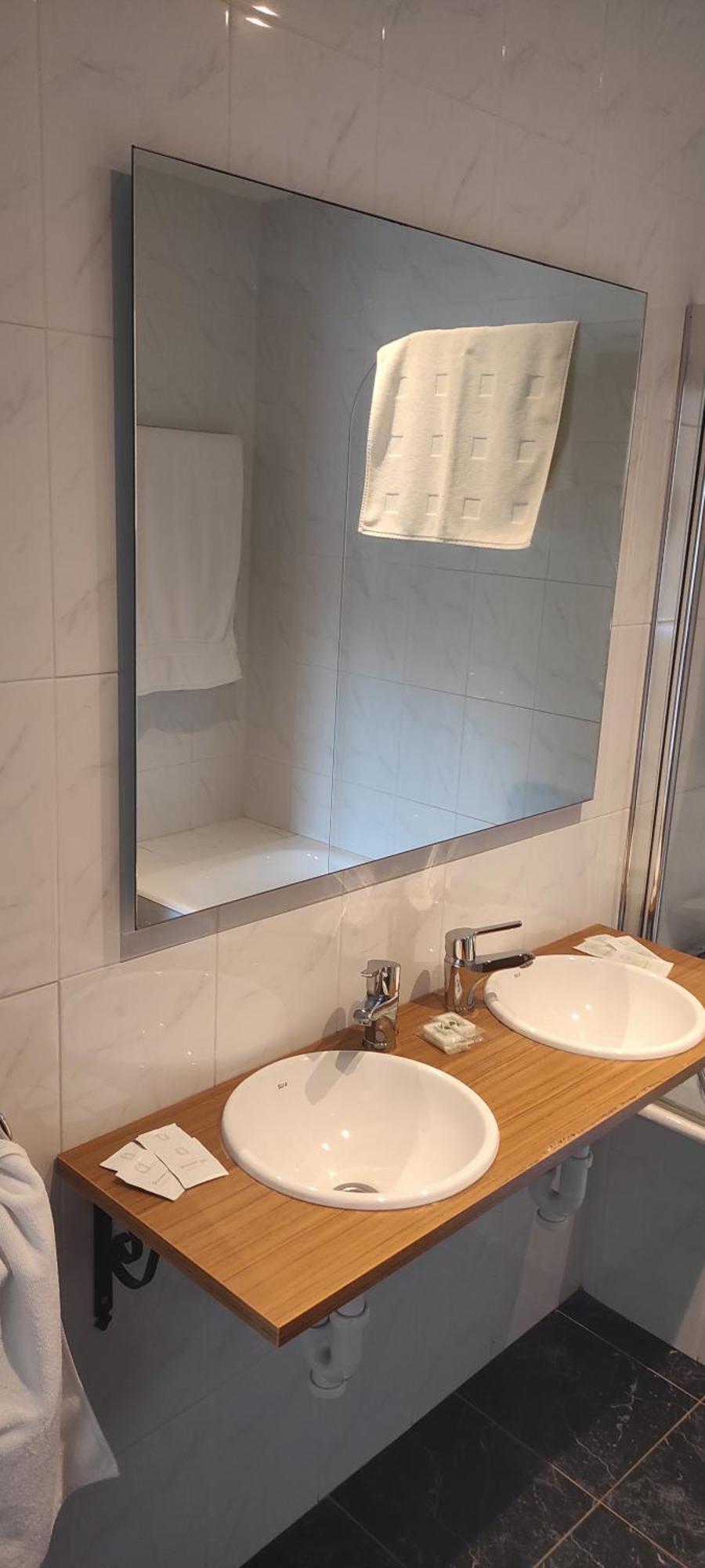 Estudios Ermitabarri Zeberio المظهر الخارجي الصورة